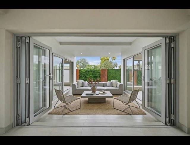 4 BEDROOM PROPERTY TO RENT IN BRYANSTON